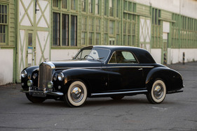 Bentley Mark VI Coupe (1949) - als Lot 106 an der RM/Sotheby's Monterey Versteigerung am 18. August 2022