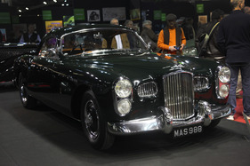 Bentley Mark VI Cresta II Facel Métallon (1951) - einmalig in seiner Art und in fester Sammlerhand - auf dem Stand von Lukas Hüni (Rétromobile 2013)
