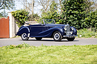 Bild: Bentley Mark VI Drophead Coupé by Vanden Plas (1947) - als Lot 117 an der RM Sotheby's Cliveden House Versteigerung 2025