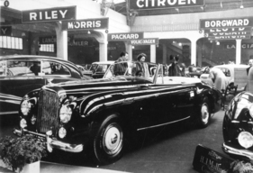 Bentley Mark VI Graber (1951) - die Karosserieausprägung weist bereits in Richtung Pontonform - mit sechs Zylindern und 4566 ccm