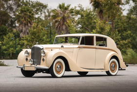 Bentley Mark VI Saloon (1947) - als Lot 216 angeboten an der RM/Sotheby's Arizona Versteigerung am 17./18. Januar 2019