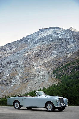 Bentley Mk VI Graber Drophead Coupé (1947) - als Lot 536 angeboten an der Bonhams Grand Palais Versteigerung in Paris am 7. Februar 2013
