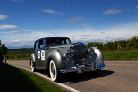Bentley Mk VI Standard Steel Saloon (1951) - am RAID Suisse-Paris (Brüssel) 2014