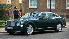 Bentley Mulsanne Saloon (2012) - als Lot 283 an der Goodwood Revival Versteigerung von Bonhams am 9. September 2017