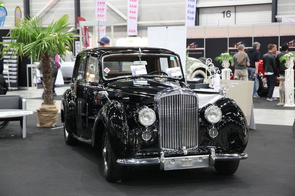 Bentley Nachkriegs-Limousine zu Ehren des 100. Geburtstags der Marke - Swiss Classic World Luzern 2019