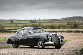 Bentley R-Type Continental Fastback (1952) - als Lot 007 an der Gooding & Co "Passion of a Lifetime"-Versteigerung in London 2020 Bentley R-Type Continental Fastback (1952) - als Lot 007 an der Gooding & Co "Passion of a Lifetime"-Versteigerung in London 2020