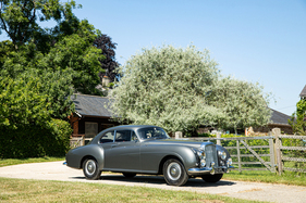 Bild Bentley R-Type Continental Sports Saloon (1955) - Angeboten als Lot Nr. 212 bei der Bonhams Goodwood Revival Auction am 18. September 2021