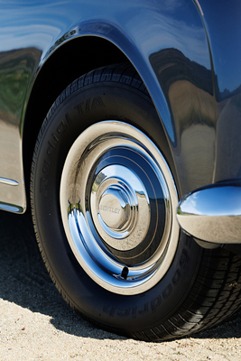 Bentley S1 Continental Drophead Coupe (1958) - offered as lot 038 at the Gooding & Co Pebble Beach auction on August 18/19, 2023