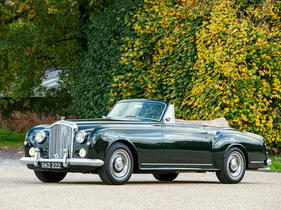 Bentley S1 Continental Drophead Coupé Adaptation (1956) - als Lot 127 angeboten an der Bonhams Bond Street Versteigerung am 16. Dezember 2022