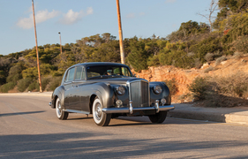 Bentley S1 Saloon (1959) - als Lot 111 angeboten an der RM/Sotheby's Versteigerung in Paris am 3. Februar 2016