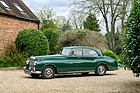 Bild: Bentley S1 Saloon by James Young (1956) - Lot 351 an der RM/Sotheby's "Cliveden House" Versteigerung am 12. Juni 2024