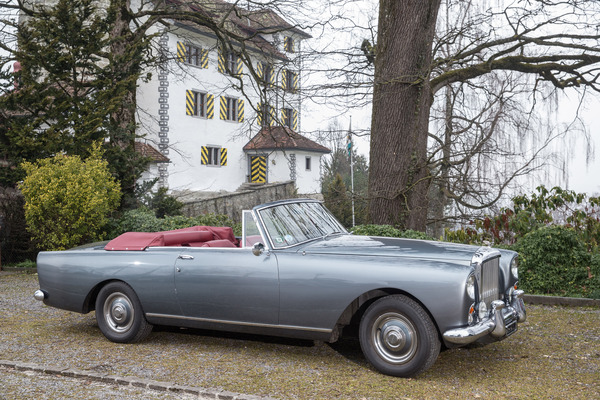 Bentley S2 Continental DHC Park Ward (1961) - wird an der Fischer Classic Car Auktion vom 28. Mai 2016 an der Swiss Classic World Luzern angeboten