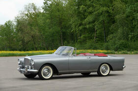 Bentley S2 Continental Drophead Coupé (1955) - als Lot 133 angeboten an der Bonhams Gstaad Versteigerung am 3. Juli 2022