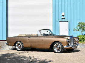Bentley S2 Continental Drophead Coupé (1960) - als Lot 178 an der Bonhams Goodwood Revival Versteigerung 2025