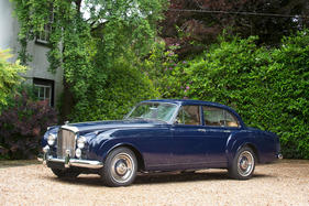 Bentley S2 Continental Flying Spur Saloon (1961) - als Lot 278 an der Bonhams Versteigerung am Goodwood Festival of Speed 2017