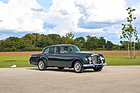 Bentley S2 Continental 'Flying Spur' Saloon by H.J. Mulliner (1961) - als Lot 313 an der RM/Sotheby’s London Versteigerung 2024