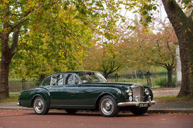 Bild Bentley S2 Continental Flying Spur Sports Saloon (1960) - als Lot 111 an der Bond Street Versteigerung von Bonhams am 2. Dezember 2017