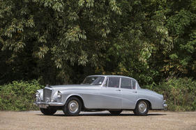 Bentley S2 Continental Sports Saloon (1959) - angeboten als Lot 360 an der Bonhams Goodwood Revival Versteigerung 2015