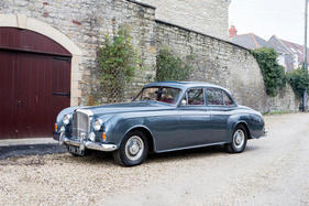 Bentley S2 Continental Sports Saloon (1960) - as lot 063 at the Bonhams Goodwood Members Meeting auction on March 18, 2018