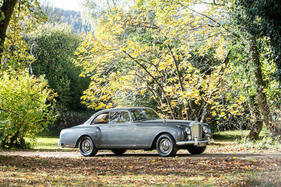 Bentley S2 Continental Sports Saloon (1961) - als Lot 127 angeboten an der Bonhams Olympia Versteigerung am 3. Dezember 2018