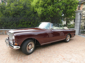 Bentley S3 Continental Drophead Coupé (1965) - angeboten an der Versteigerung der Oldtimer Galerie anlässlich der Dolder Classics am 7. Juni 2014