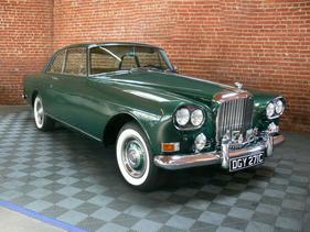 Bentley S3 Continental coupé (1965) - als Lot 357 an der Bonhams Versteigerung "Les grandes marques du monde au Grand Palais" in Paris 2017