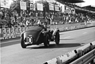 Bild: Bentley Super Sport 3000 (1927) am Veteranenrennen vor Le Mans 1973 - Der Gesamtsieger von Le Mans 1927 - Dudley Benjafield und Sammy Davis fuhren den "Old Number 7" mit 21 Runden Vorsprung ins Ziel.
