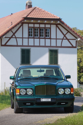 Bentley Turbo S (1995) - dominiertende Doppelscheinwerfer