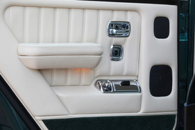Bentley Turbo S (1995) - elegant gestaltete Türverkleidungen