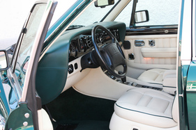 Bentley Turbo S (1995) - fast schon Club-Feeling kommt hier auf