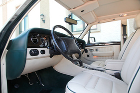 Bentley Turbo S (1995) - grosse Fensterflächen