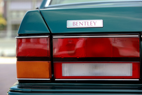 Bentley Turbo S (1995) - grosse Rückleuchten
