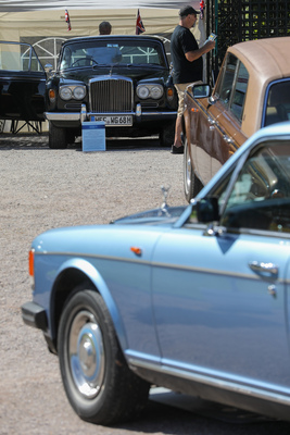 Bentley- und Rolls-Royce-Wagen auf dem Clubstand - 21. Classic-Gala Schwetzingen 2025