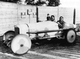 Benz 10/30 PS (1921) – Franz Hörner gewann mit Beifahrer Paul Gass die Zwei-Liter-Klasse beim AVUS-Eröffnungsrennen 1921