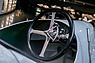 Benz 200 HP "Blitzen Benz" (1909) - im Mercedes-Benz-Museuem, Raum Myhtos 7 - Silberpfeile - Rennen und Rekorde - Lenkrad mit diversen Eingriffsmöglichkeiten (© Mercedes-Benz AG, 2023) Benz 200 HP "Blitzen Benz" (1909) - im Mercedes-Benz-Museuem, Raum Myhtos 7 - Silberpfeile - Rennen und Rekorde - Lenkrad mit diversen Eingriffsmöglichkeiten (© Mercedes-Benz AG, 2023)