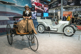Benz Dreirad (1885) - als Replica auf dem Mercedes-Benz-Stand - Retro Classics Stuttgart 2020