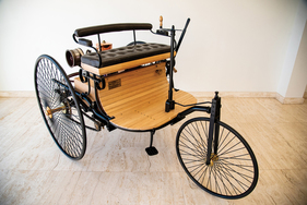 Benz Patent Motorwagen Recreation (1886) - als Lot 287 angeboten an der RM/Sotheby's Amelia Island Versteigerung am 8./9. März 2019