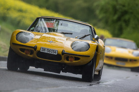 Bergfahrt der Marcos-Sportwagen - Marcos GT mit Dreilitermotor der Siebzigerjahre - GP Mutschellen 2016