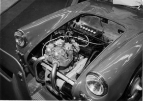 Berkeley - mit dem Motor aus der Royal Enfield (700 cm3) und Kunststoffkarosserie - Genfer Autosmobilsalon 1959