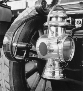 Berliet Limousine (1911) - Stilvolle Beleuchtung. Berliet Limousine (1911) - Stilvolle Beleuchtung.