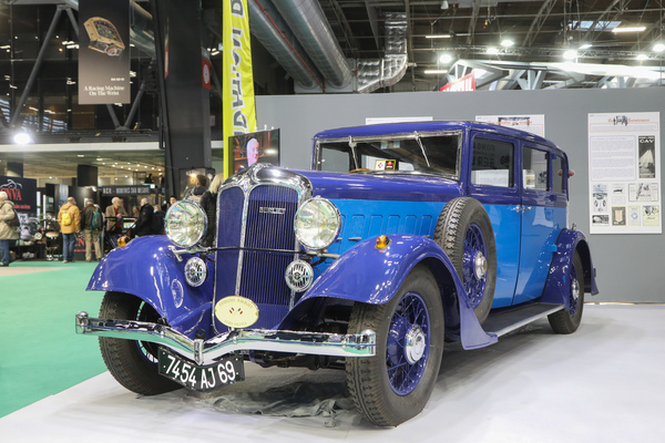 Berliet VRD 19 (1933) - vor kurzem restauriert - Rétromobile Paris 2024