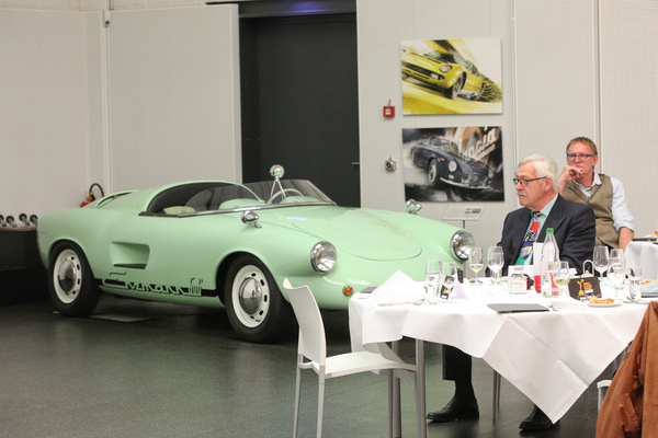 Image: Bernhard Täschler from the SHVF is part of the jury - Swiss Classic Awards 2020 handover at the "autobau erlebniswelt" in Romanshorn