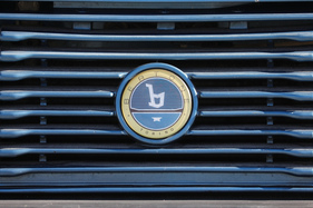 Bertone Cabrio Palinuro (1985) – Bertone-Emblem im Kühlergrill