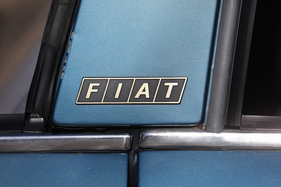 Bertone Cabrio Palinuro (1985) – Fiat-Schriftzug am Fuss des Überrollbügels