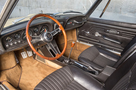 Bertone Racer Berlinetta (1970) - komplett instrumentiertes Interieur