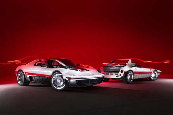 Bild: Bertone Runabout (2026) – zusammen mit dem Vorbild Autobianchi A112 Runabout von 1969