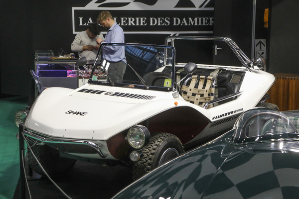 Bertone Shake (1972) - Design von Marcello Gandini, querliegender Motor, jetzt zu sehen bei La Galerie des Damiers - Rétromobile Paris 2024