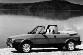 Bertone Supercabrio (1985) - am Badesee