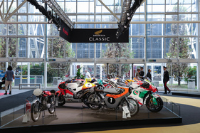 Berühmte Rennmotorräder in der Sonderschau von Honda Classic - 42. Auto e Moto d'Epoca 2025