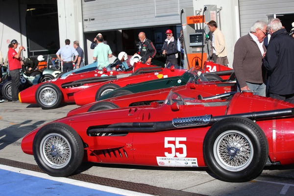 Image: Gathering of the Maserati 250 F cars before the R5 race of the "Historic Grand Prix Cars up to 1960" at the AvD Oldtimer Grand Prix 2013